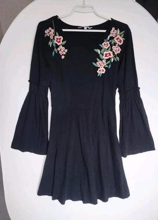 Черное платье с вышивкой платье трикотажная платье