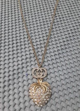 Підвіска полуниця