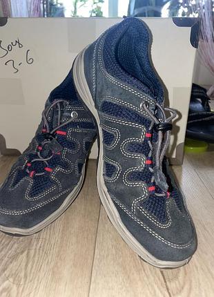 Фірмові кросівки bama розмір 40 стелька 25 см