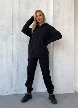 Костюм жіночий