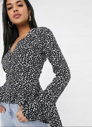 Missguided нова чорна елегантна блузка