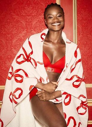 Плед розовый мягкий домашний оригинал victoria’s secret