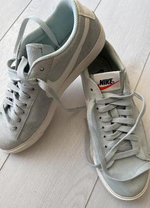 Продам кеды nike мятные замшевые недорого модные оригинал