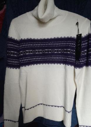 Свитер женский