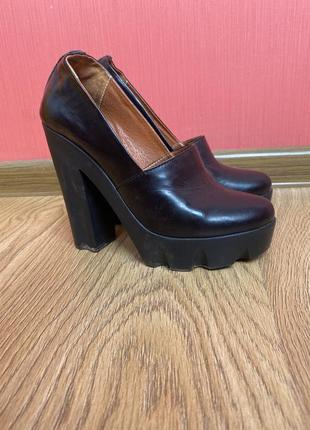 Туфли женские