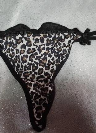 Фірмові нові трусики стрінги анімалістиичний принт closer with evie
