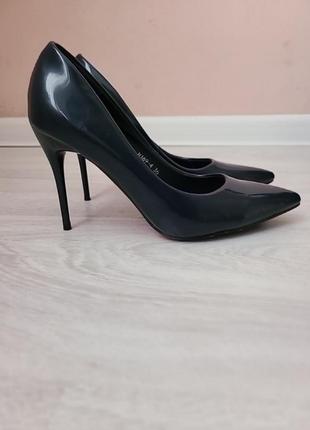 Туфельки 35-й розмір.