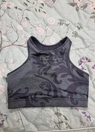 Спортивный топ nike серый топик спортивный