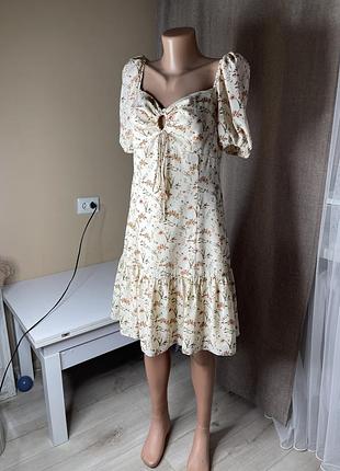 Новое красивое платье с биркой