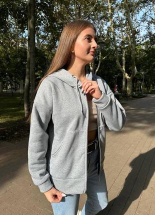 Тепла зіпка з капюшоном на блискавці
