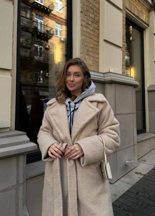 Шикарне тепле пальто