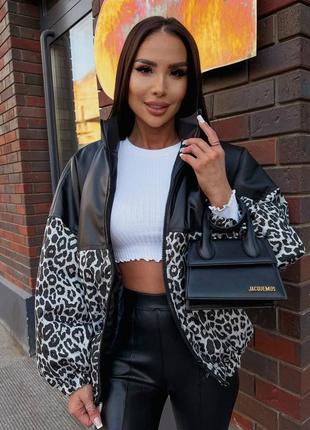 Жіночий утеплений бомбер