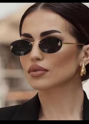Солнцезащитные трендовые очки