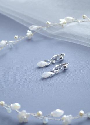 Набор свадебных украшений для невесты веточка веночек ободок в прическу и клипсы2 фото