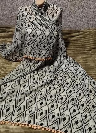 Величезний шарф або парео, ромби