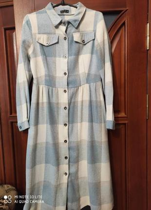 Теплое стильное платье