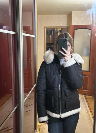 Продам женскую куртку