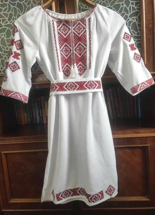 Вишита святкова сукня, вишите плаття, вишиванка