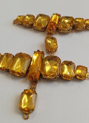 Украшения на обувь.