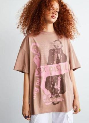 Сучасна футболка батал h&m