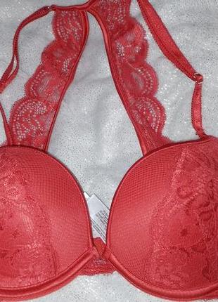 Фирменный красный бюстгальтер пуш-ап с красивой спинкой secret possessions
