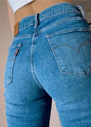 Джинси levi's