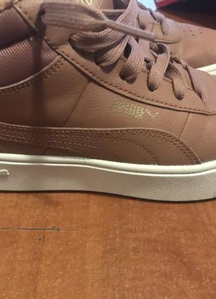 Женские кроссовки puma
