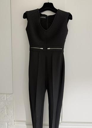 Комбинезон по фигуре