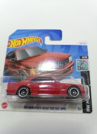 Hot wheels mercedes-benz 560 sec amg