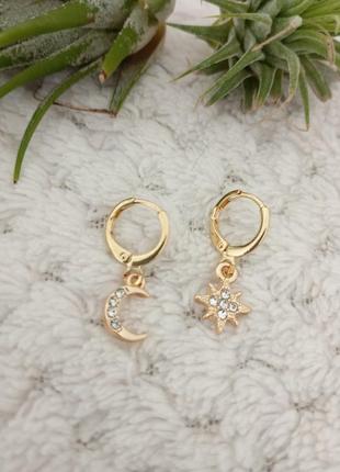 Сережки у вигляді зорі і місяці ( кільця )