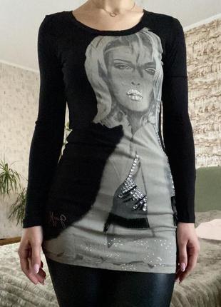 Туника черная с принтом guess