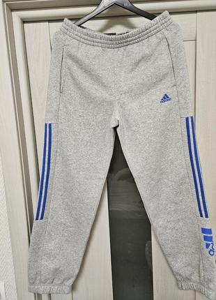 Спортивні чоловічі теплі флісові штани adidas l