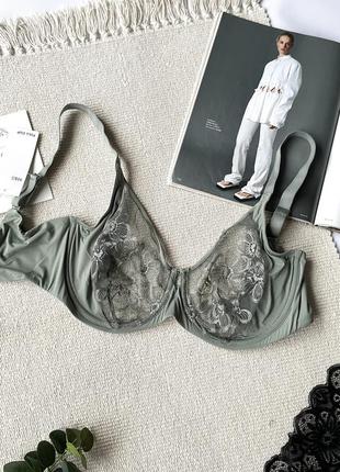75f / 75g мереживний прозорий бюстгальтер з тендітною вишивкою безшовна спинка m&s