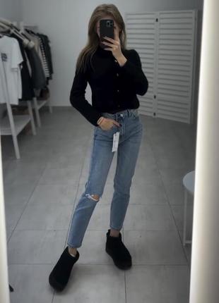 Джинсы страдивариус slim fit h&m с разрезом на колене, джинсы stradivarius slim fit h&m
