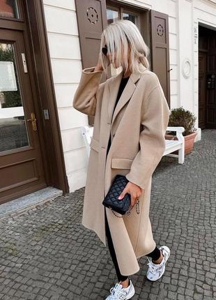 Бежеве пісочне пальто зара zara