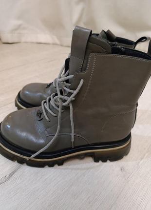 Ботинки женские