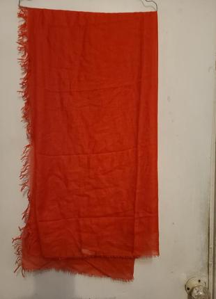 Большой платок trussardi.