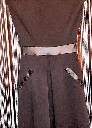 Плаття чорне з трикотажу без рукавів