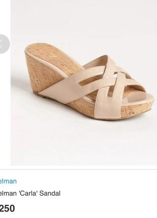 Delman босоніжки на танкетці