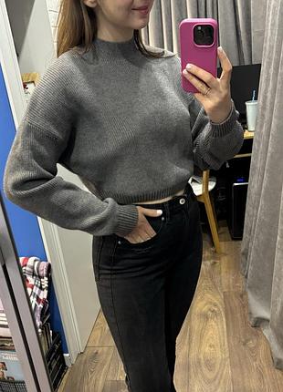 Кроп свитер, укороченный серый свитер