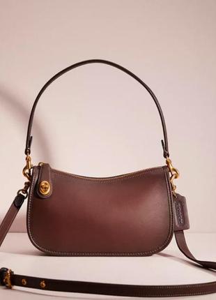 Сумка coach swinger bag