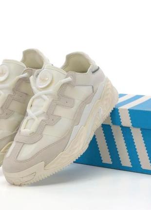 Женские кроссовки adidas niteball