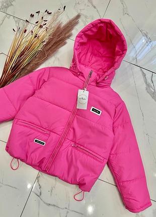 Стильная курточка деми для девочки 
яркий и насыщенный цвет