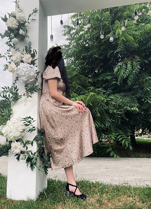 Женское платье