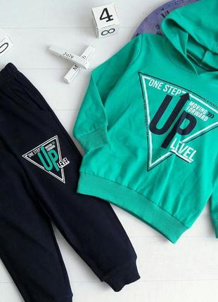 Костюмчик  на  мальчика , новий  , розмір на  3 рочкі