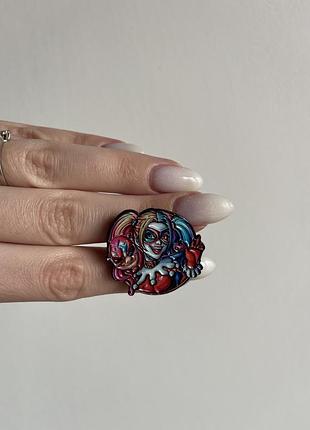 Пенни значок металлический брошка гарли квинн харли квин