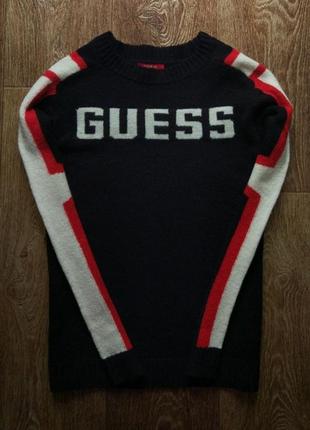 Черный женский свитер с большим логотипом guess размер m