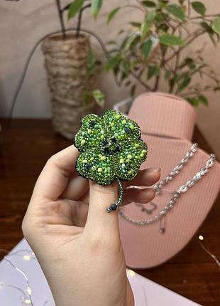 Брошка конюшина клевер