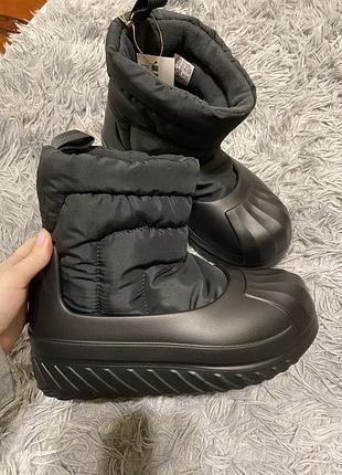 Оригінальні черевики adidas