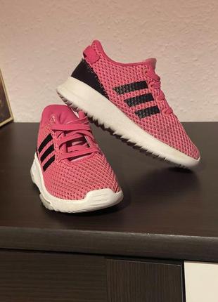 Кросівки на дівчинку adidas